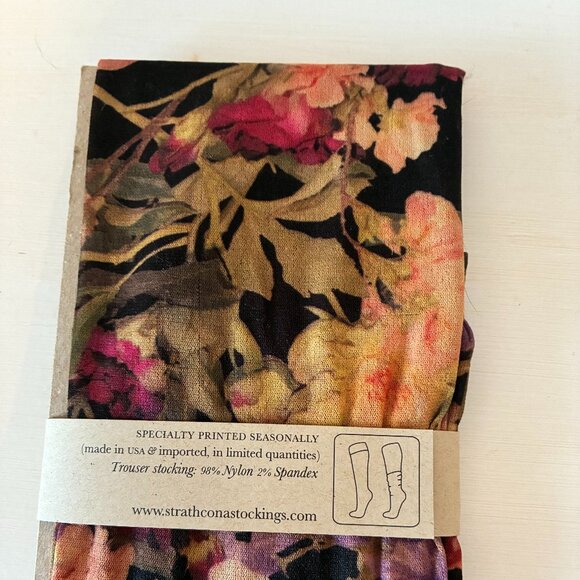 Strathcona Hand Printed Floral Knee High Stockings - New - Picture 3 of 8